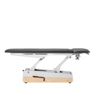 Table de physiothérapie hydraulique Swop 4 Pro Hydro : quatre sections, hauteur réglable de 48 à 88 cm, charge maximale de 200 kg, rembourrage sans couture et roues à 360°