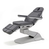Fauteuil de podologie électrique Medial+ avec fonction antigravité et ouverture latérale pour les jambes