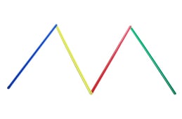 Pièce en plastique pour faire des formes plates