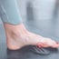 Outil de stimulation plantaire TMX-META : massage et mobilisation profonds des pieds