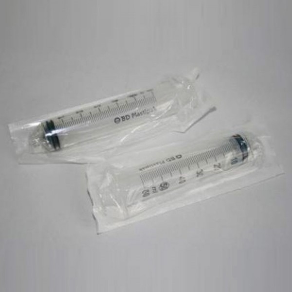 Seringue à trois corps avec système de fermeture Luer Lock Seringue à trois corps avec système de fermeture Luer Lock