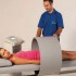 Table de massage coulissant manuellement en aluminium avec un rail et cylindre à haute coulissant 1 W.I.S. Table de massage coulissant manuellement en aluminium avec un rail et cylindre à haute coulissant 1 W.I.S.