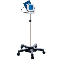 Tensiomètre numérique Riester RBP-100 à usage clinique avec chariot